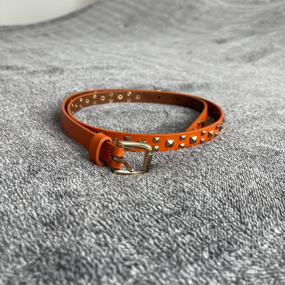 J McLaughlin Orange belt M
